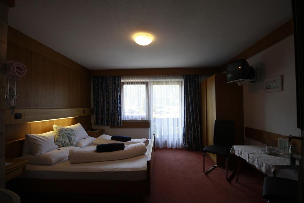 Privatzimmer Kammerlander Neukirchen am Großvenediger Kamer foto