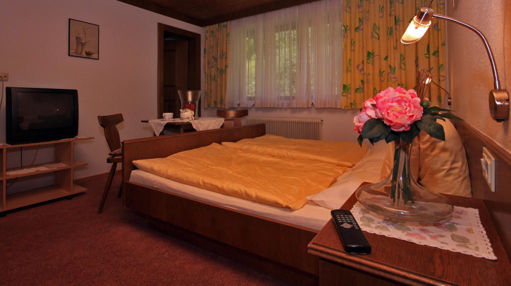 Privatzimmer Kammerlander Neukirchen am Großvenediger Kamer foto