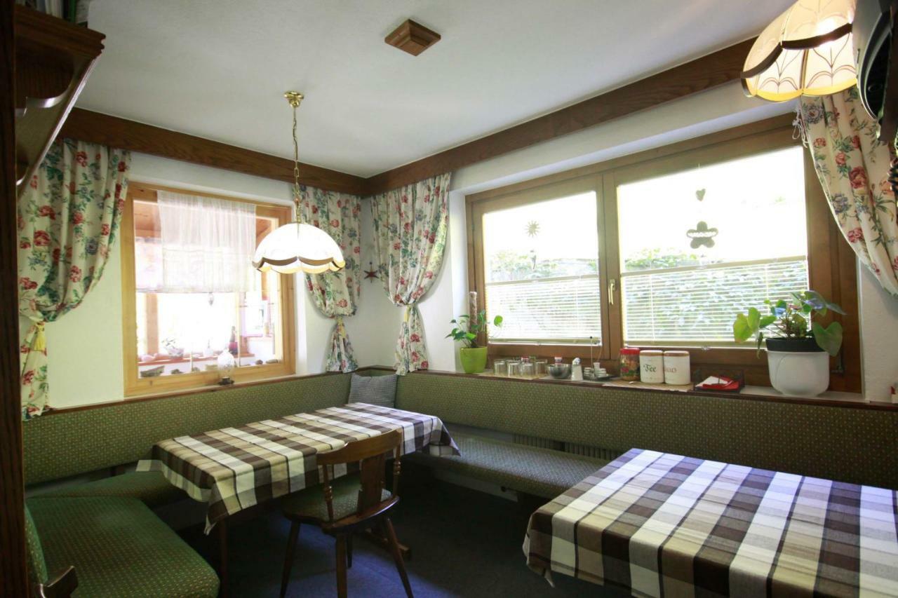 Privatzimmer Kammerlander Neukirchen am Großvenediger Buitenkant foto
